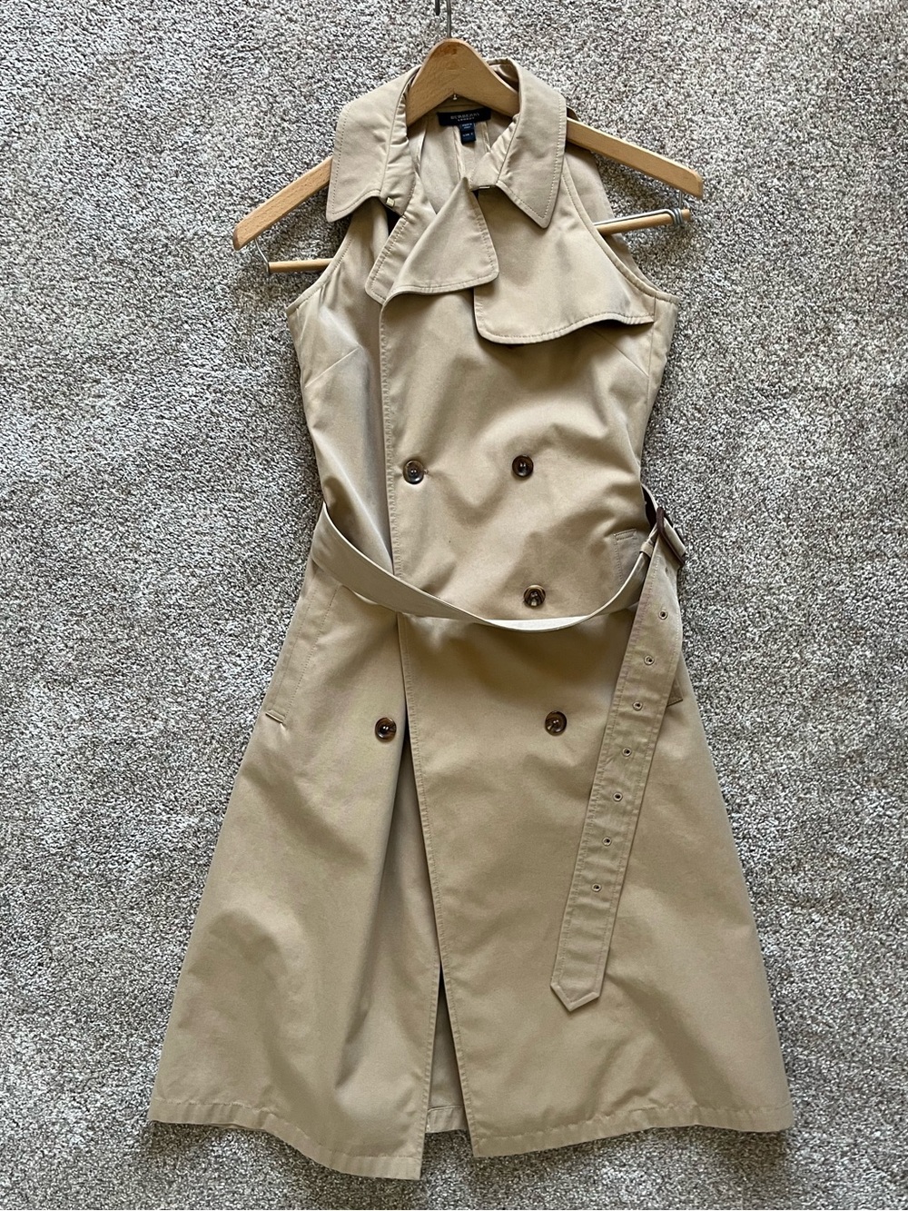 BURBERRY Sleeveless Trench Dress in khaki